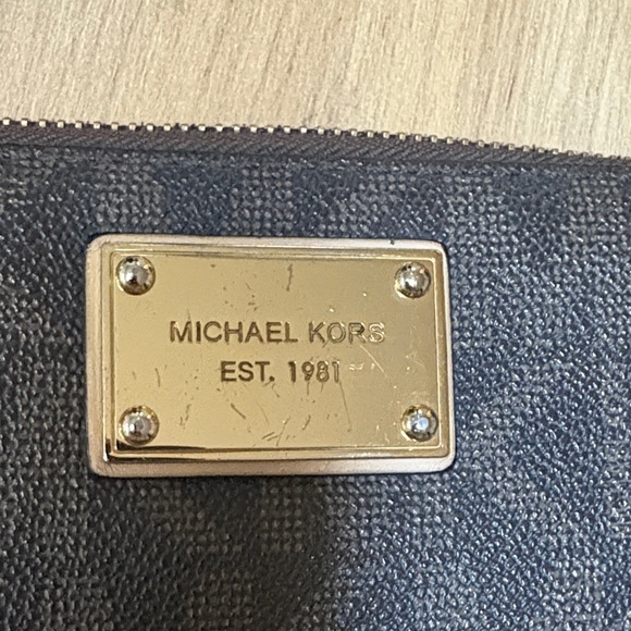 Michael Kors Dark Brown Zip Wallet - Picture 6 of 6